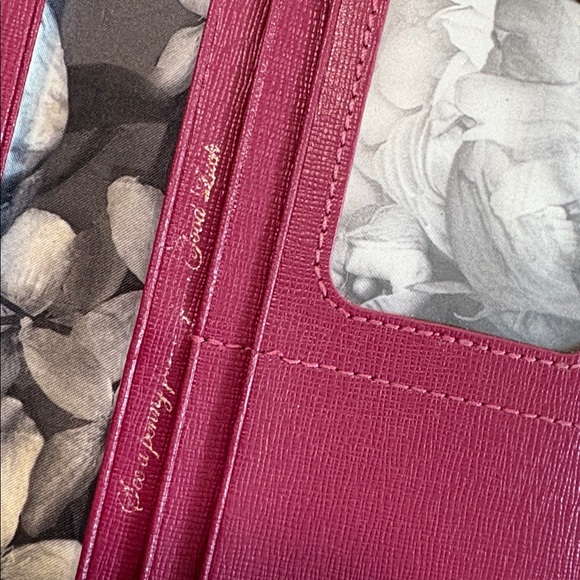 Ted Baker 100% leather Floral women’s wallet on a zipper - Picture 6 of 8